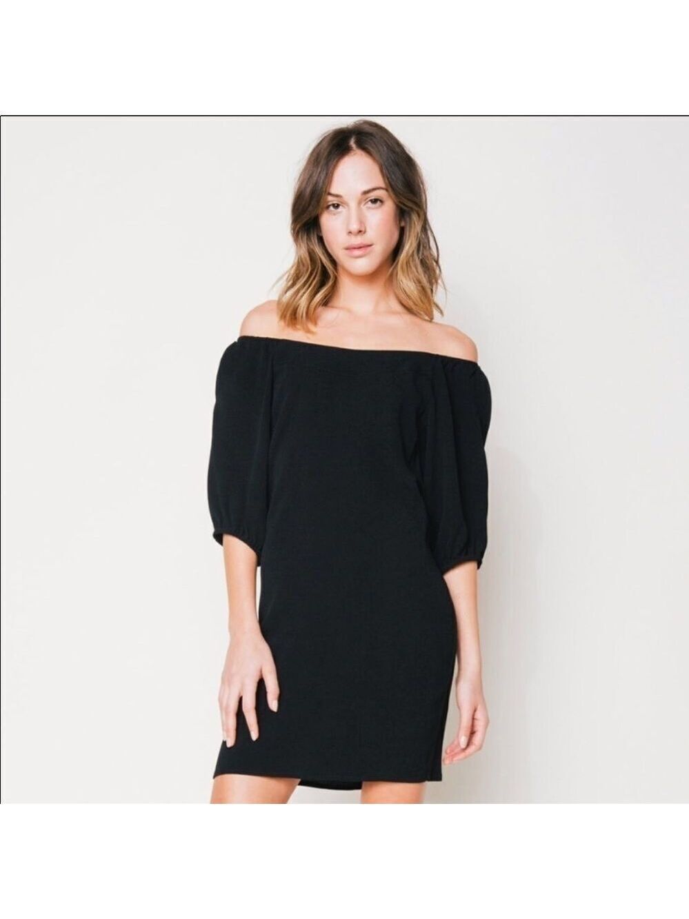 NWT Flynn skye Hampton off shoulder mini dress
